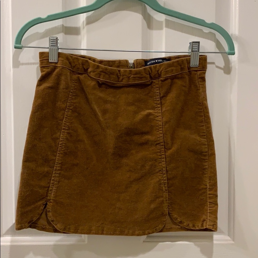 BRANDY MELVILLE RAQUEL SUEDE CAMEL SKIRT